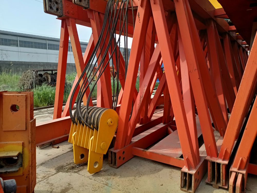 架橋機(jī)租賃、架橋龍門吊、提梁機(jī)、出渣機(jī)出租、安裝拆卸運(yùn)輸搬遷服務(wù)