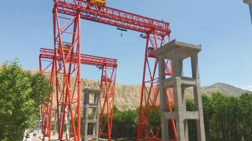 廣東架橋機(jī)、提梁機(jī)、路橋門機(jī)、工程門吊租賃出租、二手回收