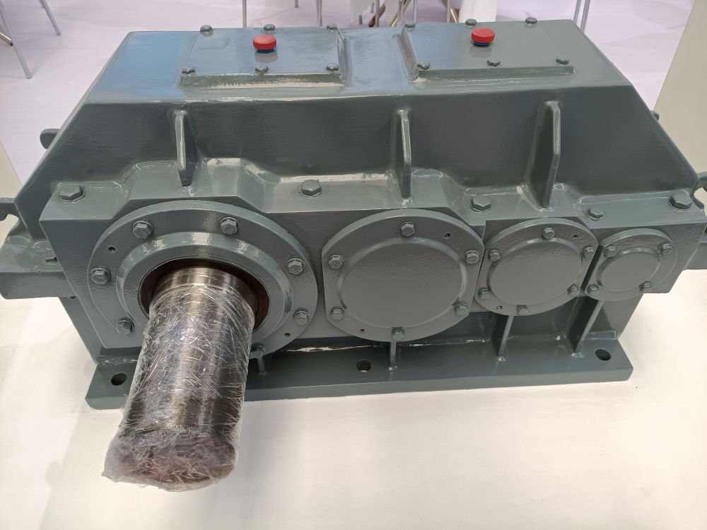 減速機(jī)廠家、起重機(jī)用減速機(jī)型號(hào)規(guī)格、技術(shù)參數(shù)及供貨安裝維修
