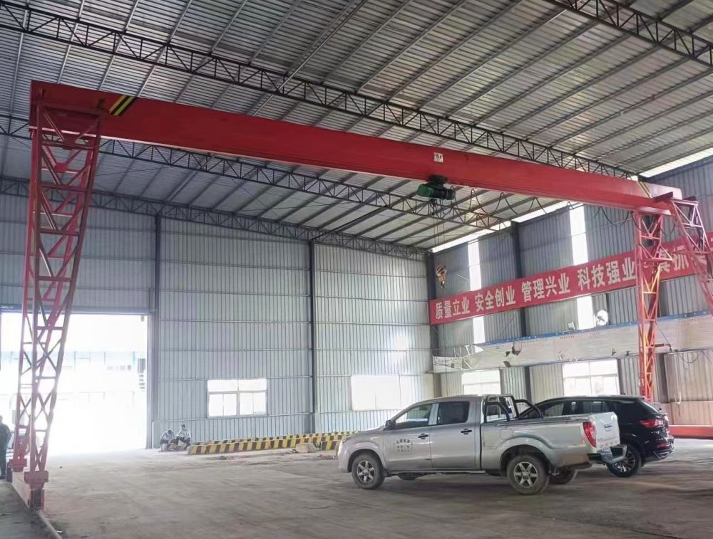 電動門式起重機(jī)、龍門吊生產(chǎn)廠家、龍門吊制造、龍門吊安裝維修
