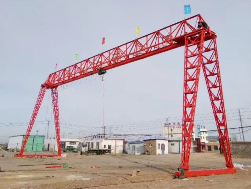 龍門(mén)吊廠家、價(jià)格、品牌、電動(dòng)單梁門(mén)式起重機(jī)設(shè)計(jì)制造、安裝維修
