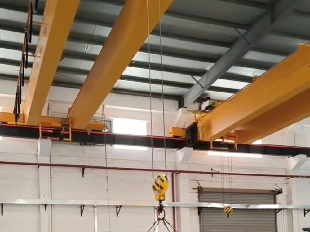 臨沂起重機(jī)、LH型/LHE型電動(dòng)雙梁橋式起重機(jī)生產(chǎn)制造、安裝維修