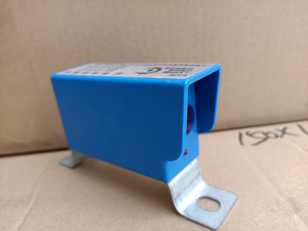 河南起重電氣、安全防護(hù)電氣、紅外線感應(yīng)行程開關(guān)批發(fā)