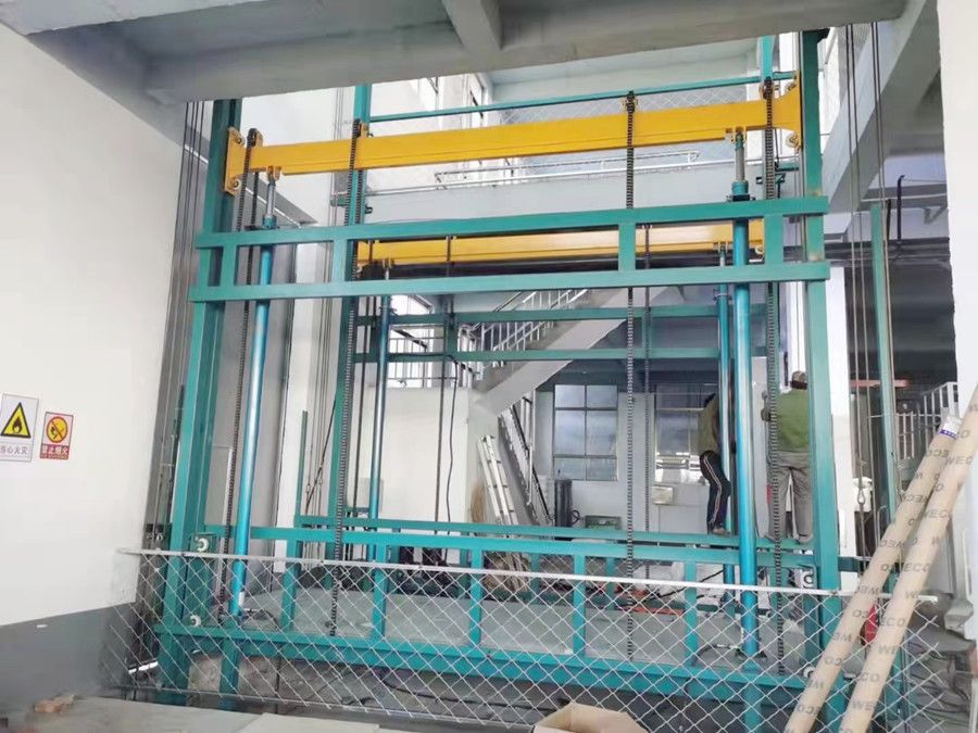 液壓升降機、鏈條導軌式升降機