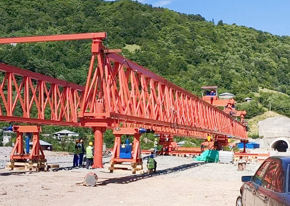 貴州遵義路橋起重機械、自平衡架橋機廠家銷售、安裝維修
