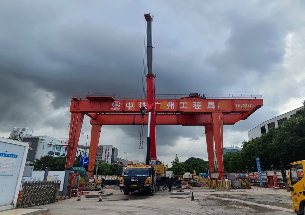 河南新鄉(xiāng)地鐵出渣機(jī)、地鐵專用龍門吊制造安裝租賃廠家服務(wù)