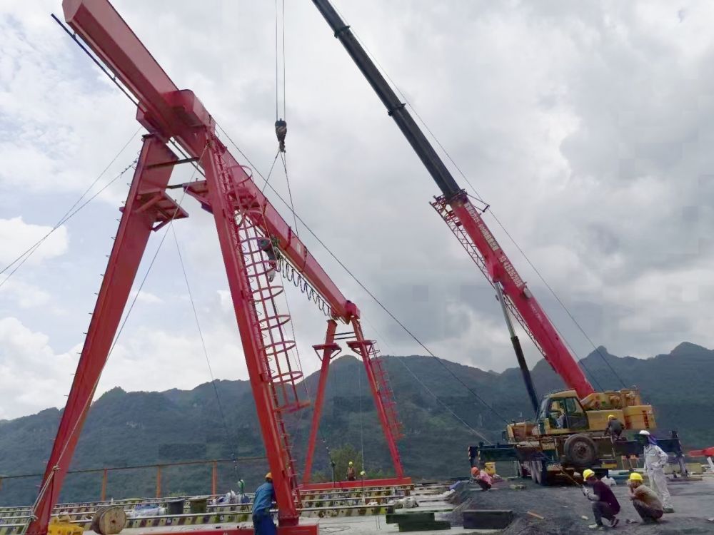 MH型電動葫蘆門式起重機、龍門吊生產(chǎn)制造廠家服務(wù)、衛(wèi)華起重機