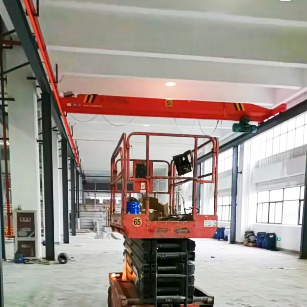 LDA型電動單梁起重機(jī) (2).jpg