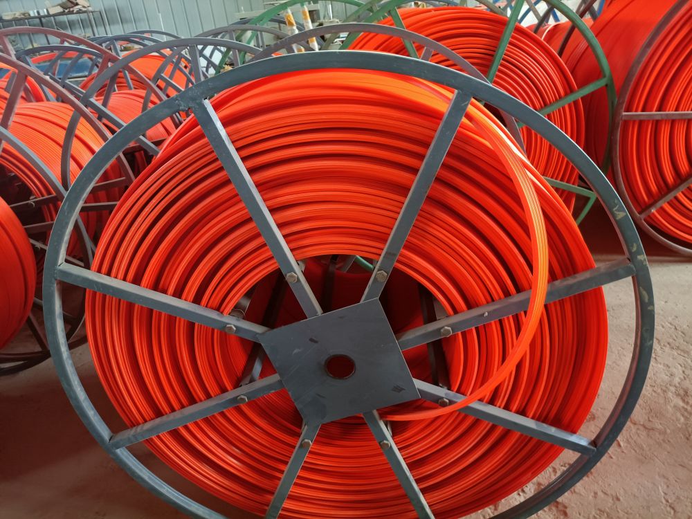 無接縫滑觸線、河南寶鼎滑導(dǎo)電器有限公司